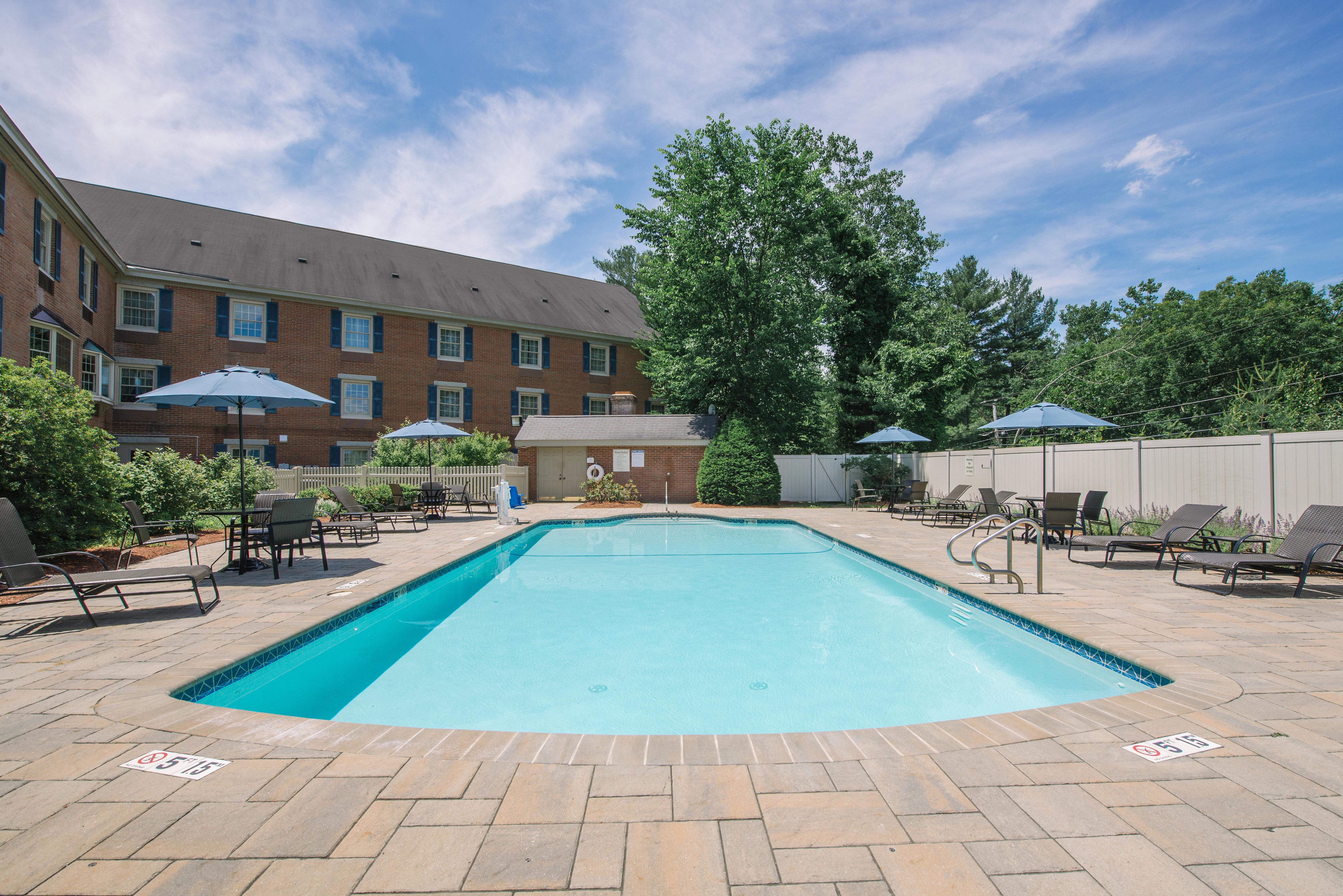 Holiday Inn Express And Suites Merrimack By Ihg Ngoại thất bức ảnh