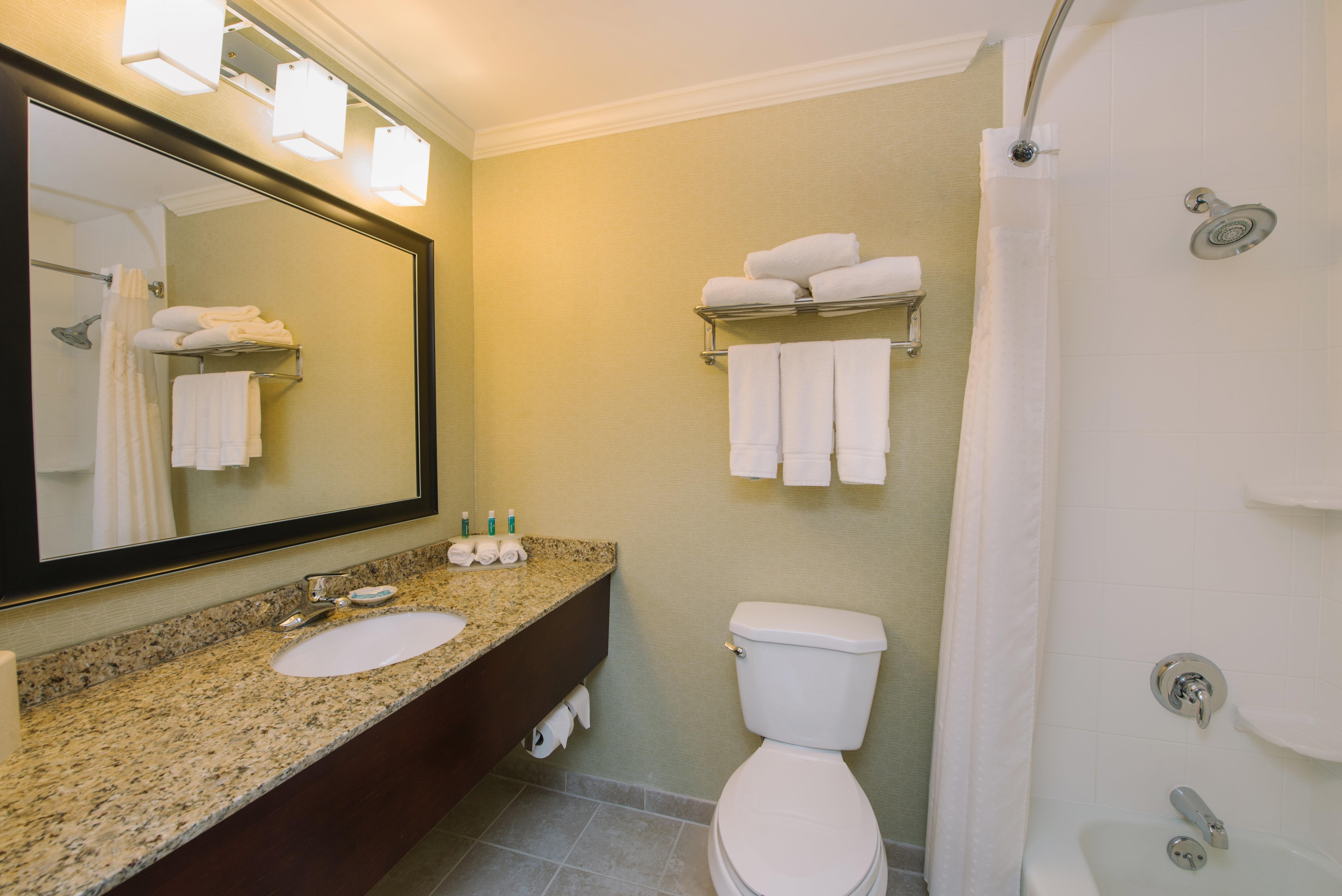 Holiday Inn Express And Suites Merrimack By Ihg Ngoại thất bức ảnh