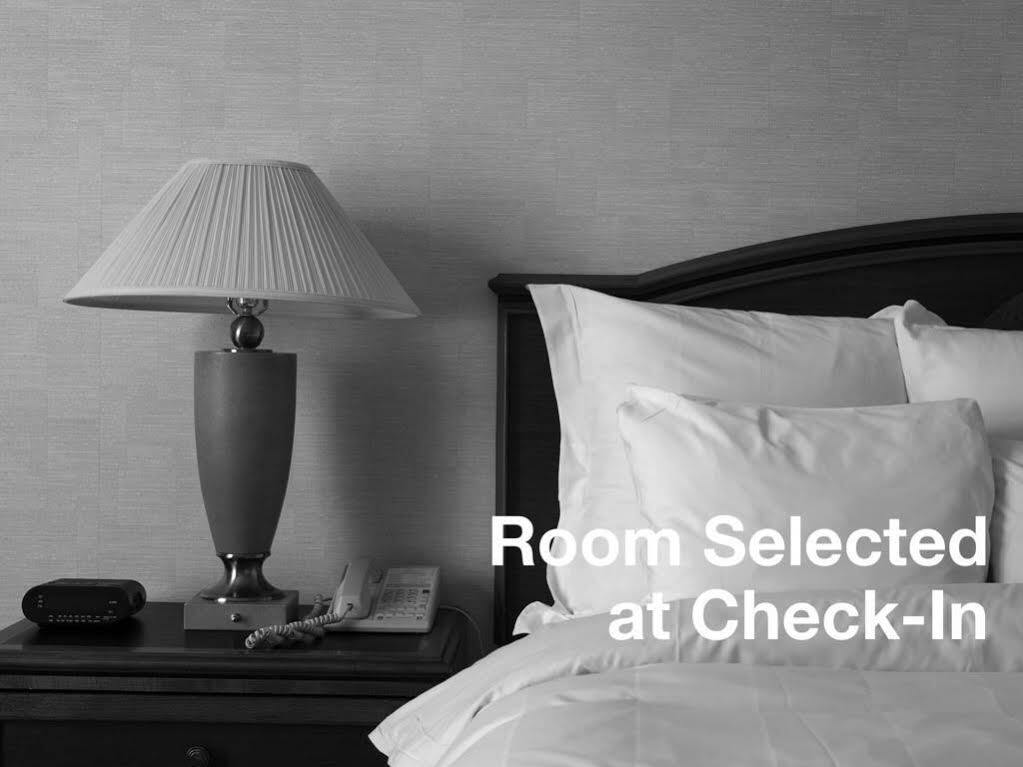 Holiday Inn Express And Suites Merrimack By Ihg Ngoại thất bức ảnh